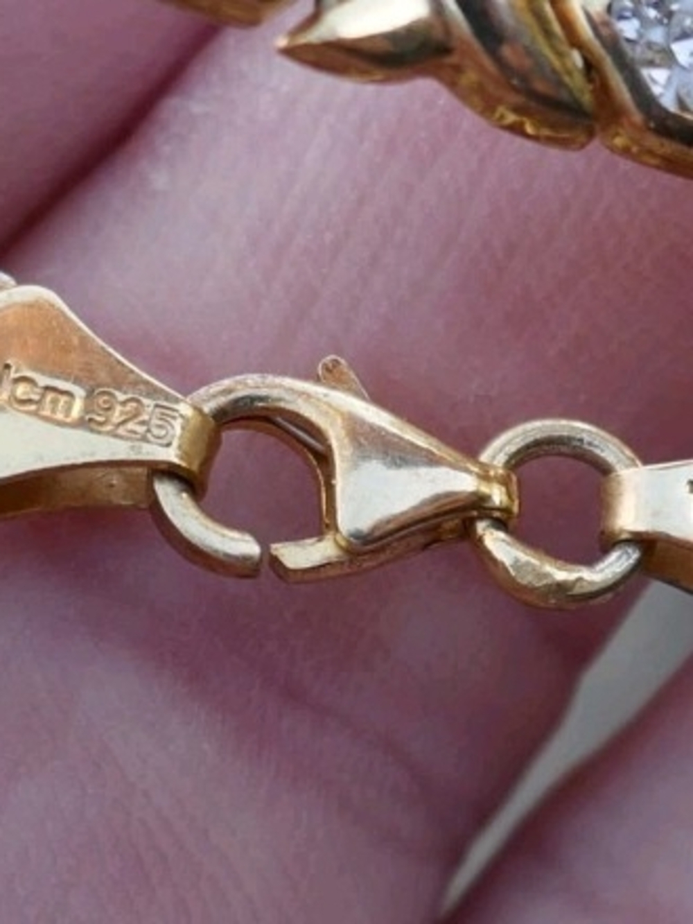Women's Chain Necklace with Lobster Clasp